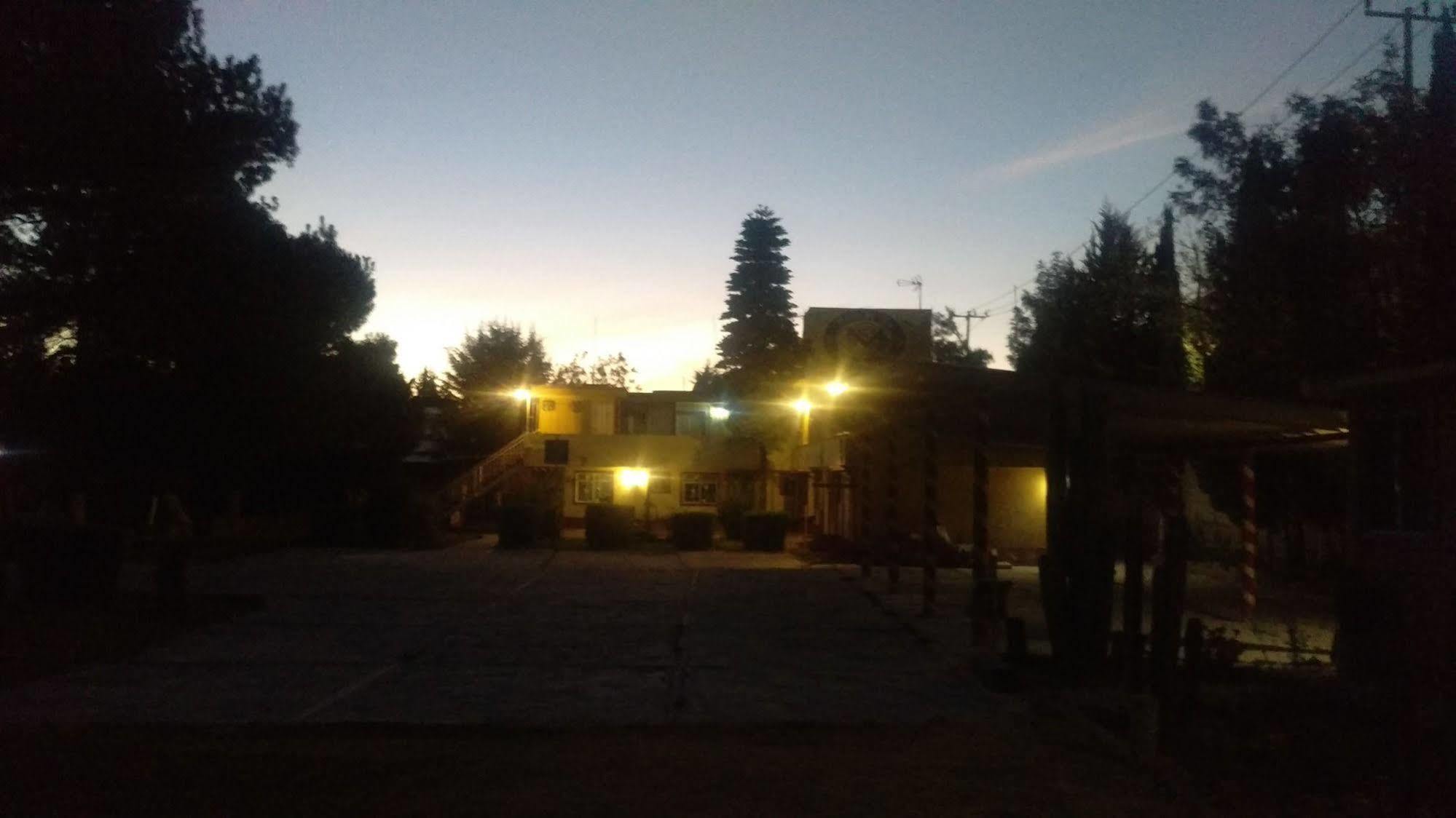 Ayenda Meson Del Rio Hotel Tepotzotlan Kültér fotó