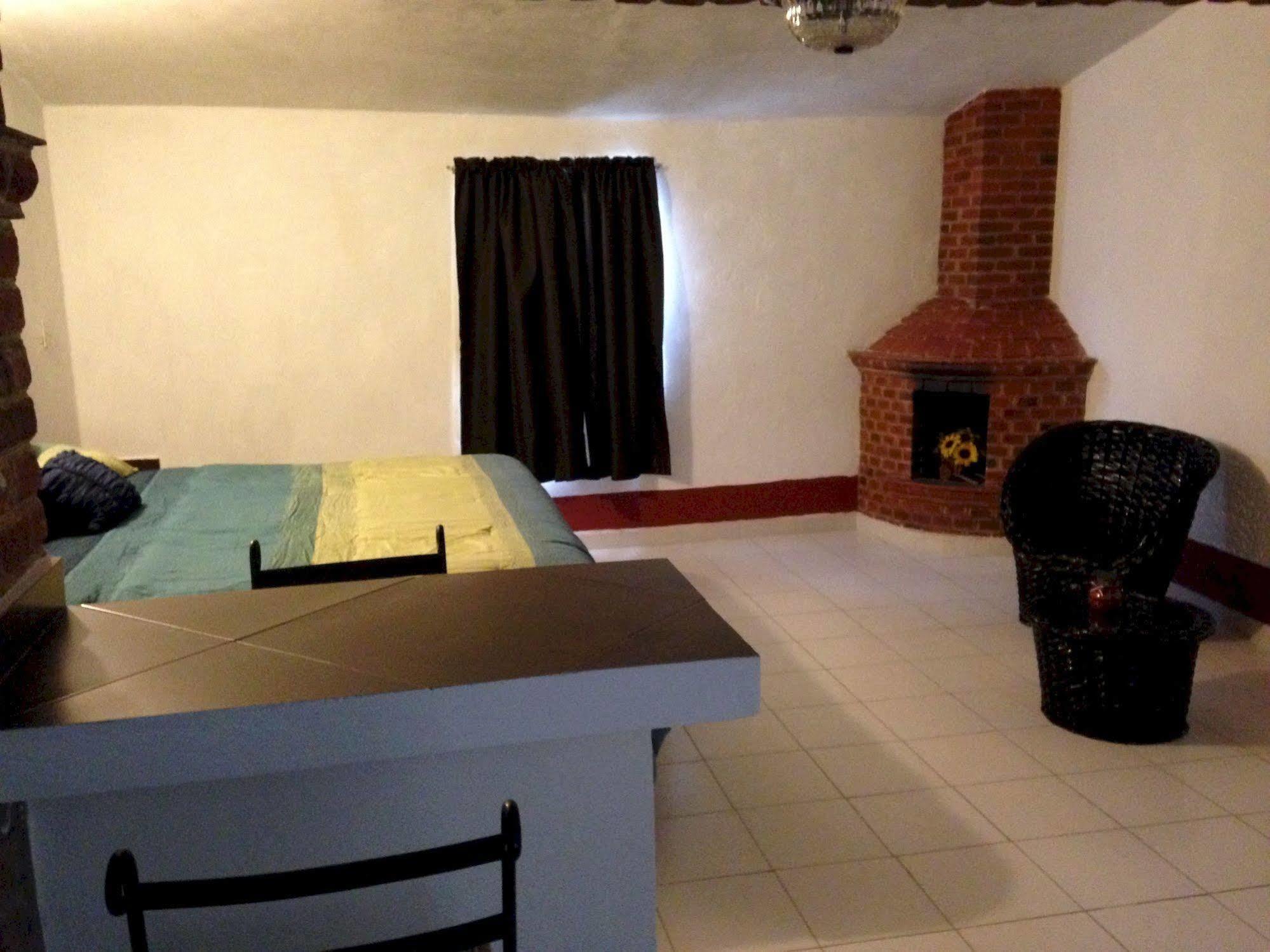 Ayenda Meson Del Rio Hotel Tepotzotlan Kültér fotó